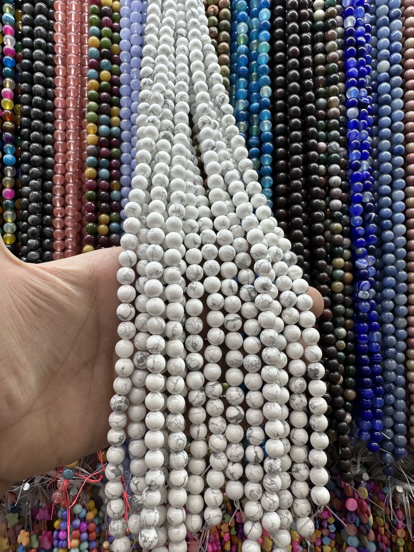 8MM DOĞAL TAŞ DİZİDE 44-50 ADET ORT