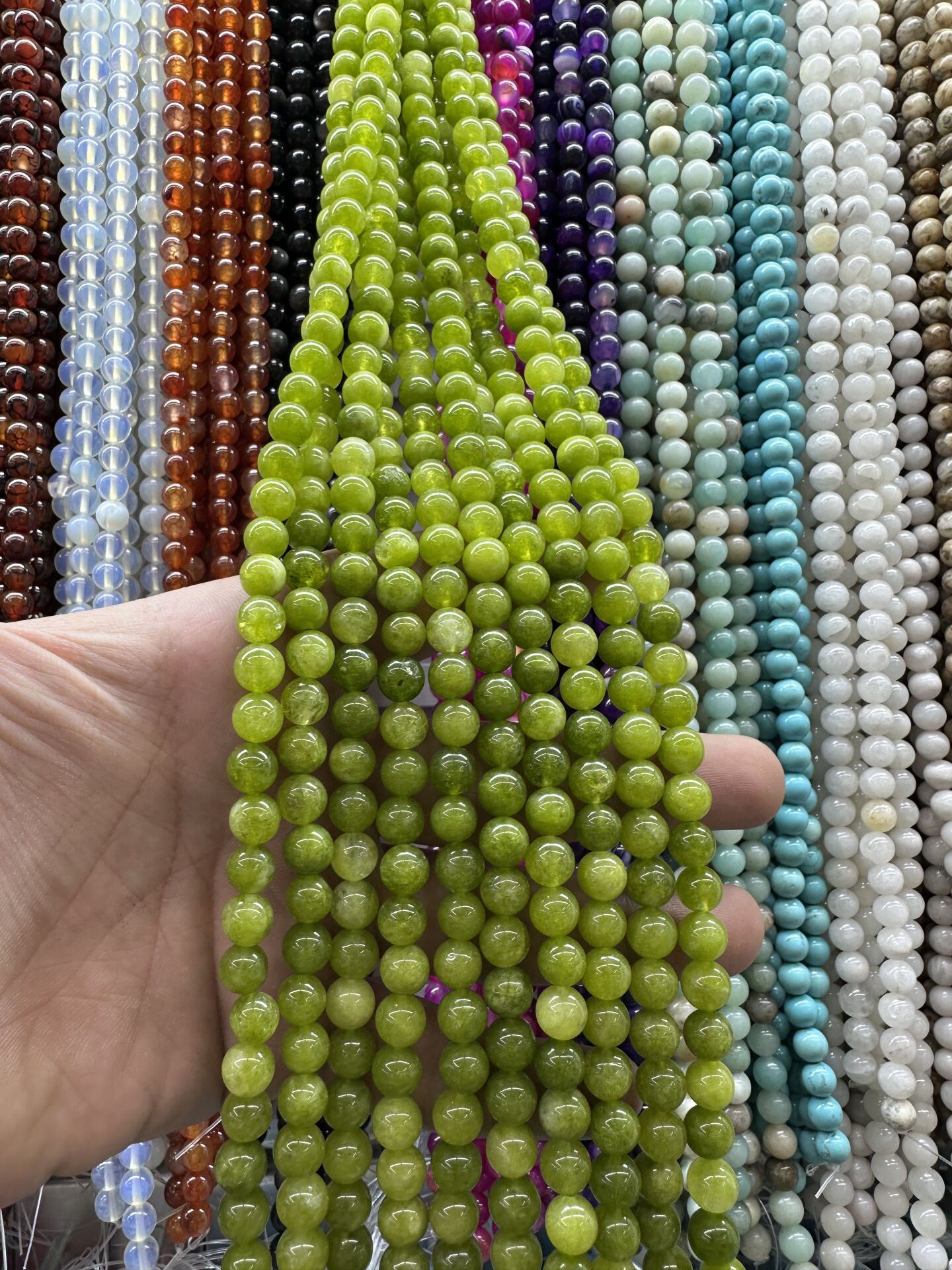 8MM DOĞAL TAŞ DİZİDE 44-50 ADET ORT