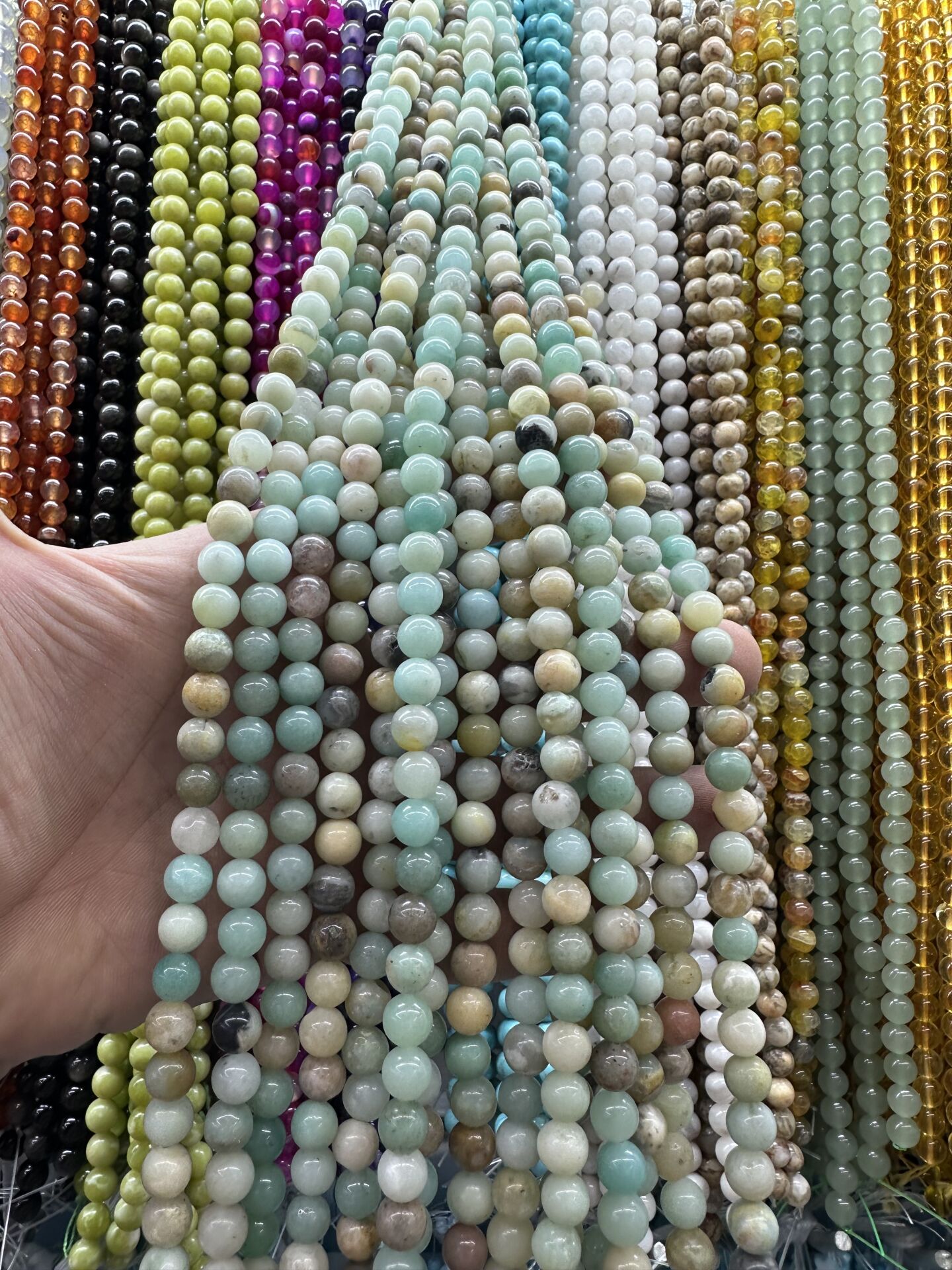 8MM DOĞAL TAŞ DİZİDE 44-50 ADET ORT