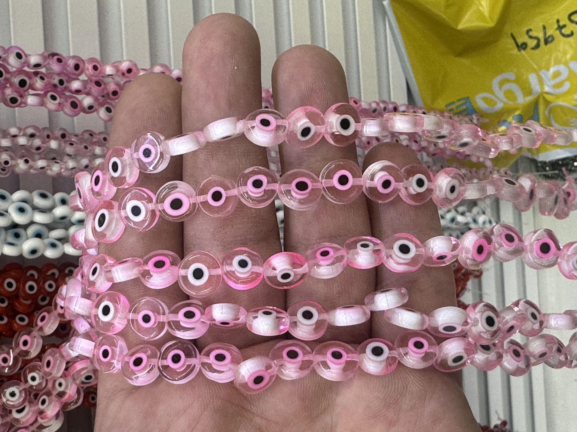 8mm cam nazar pembe dizide 45-50 adet