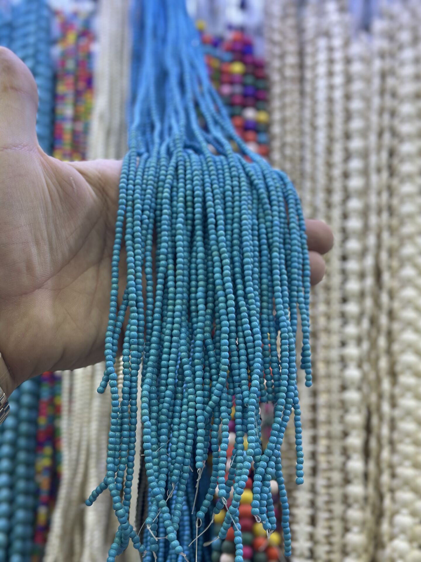 3mm turkuaz firuze taşı dizide 160-170 adet