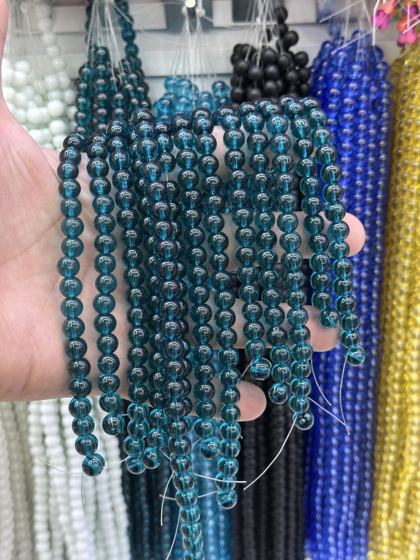 8MM CAM BONCUK ŞEFFAF DİZİDE 45 ADET