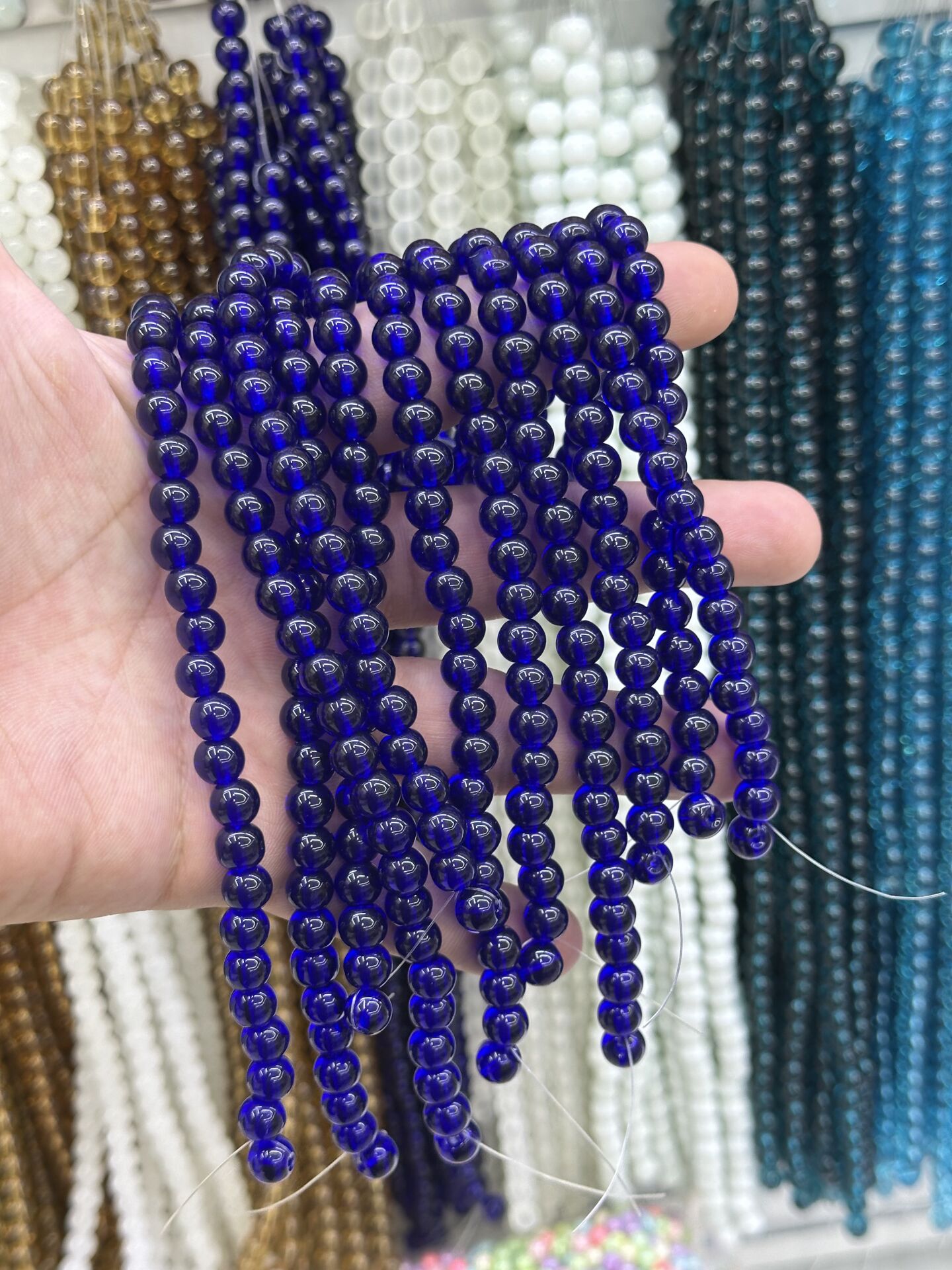 8MM CAM BONCUK ŞEFFAF DİZİDE 45 ADET