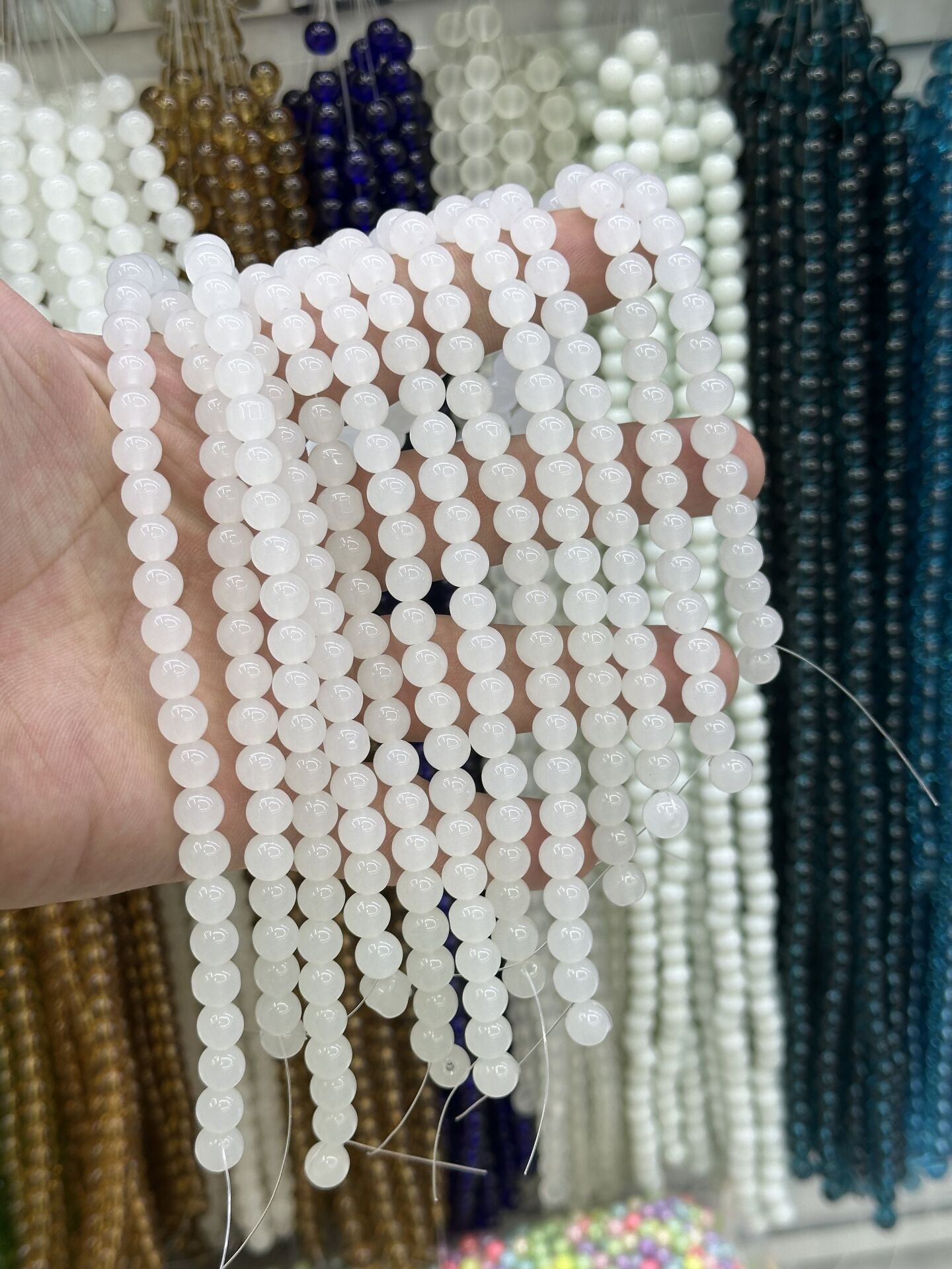 8MM CAM BONCUK ŞEFFAF DİZİDE 45 ADET