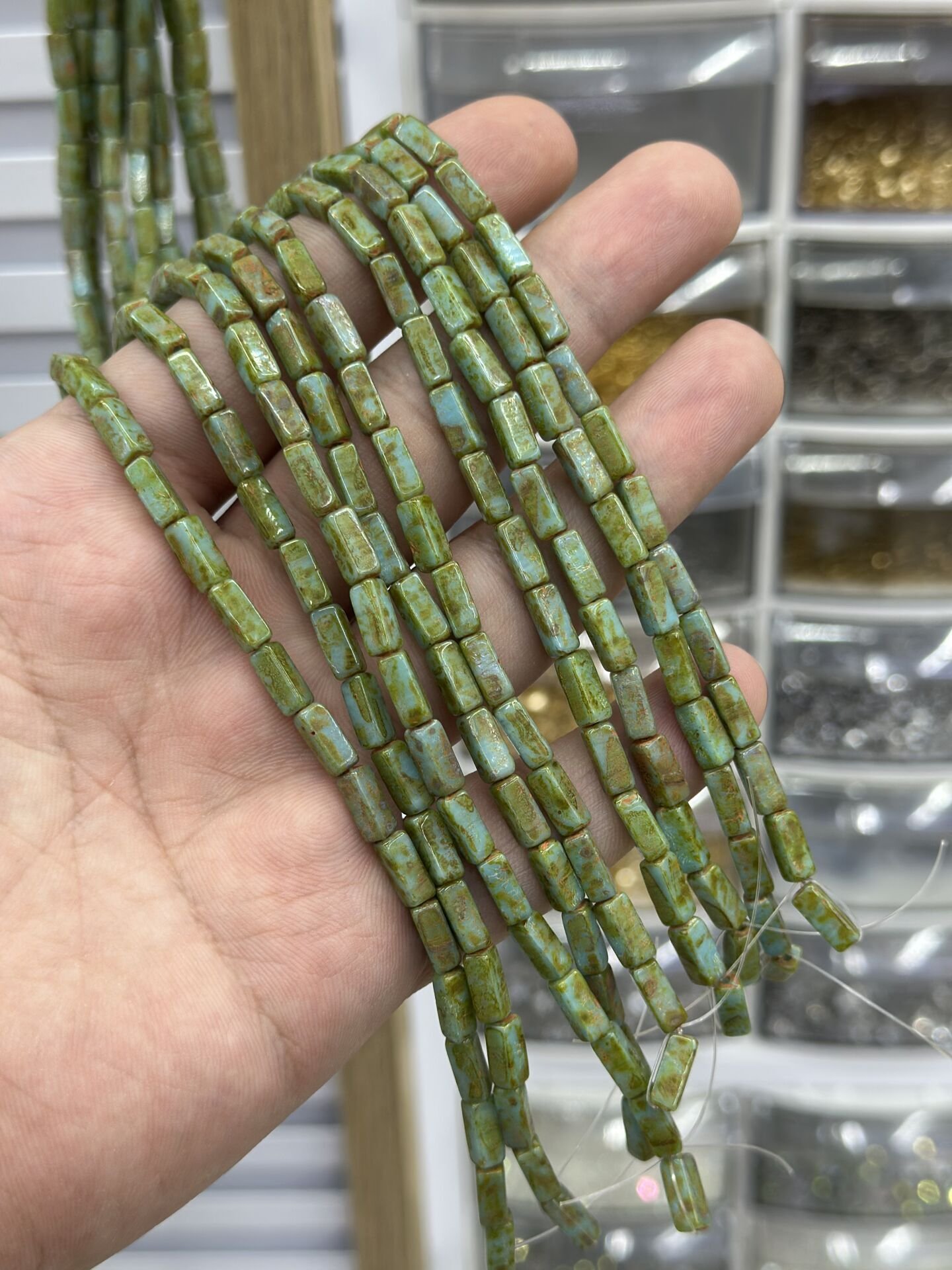 ÇEK BAGET DİZİLİ CAM BONCUK 1 DİZİ 34-37 ADET