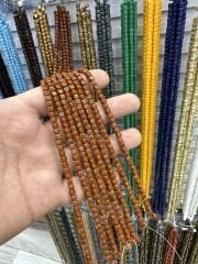 ÇEK CAMI KÜP BONCUK DİZİDE 80-85 ADET