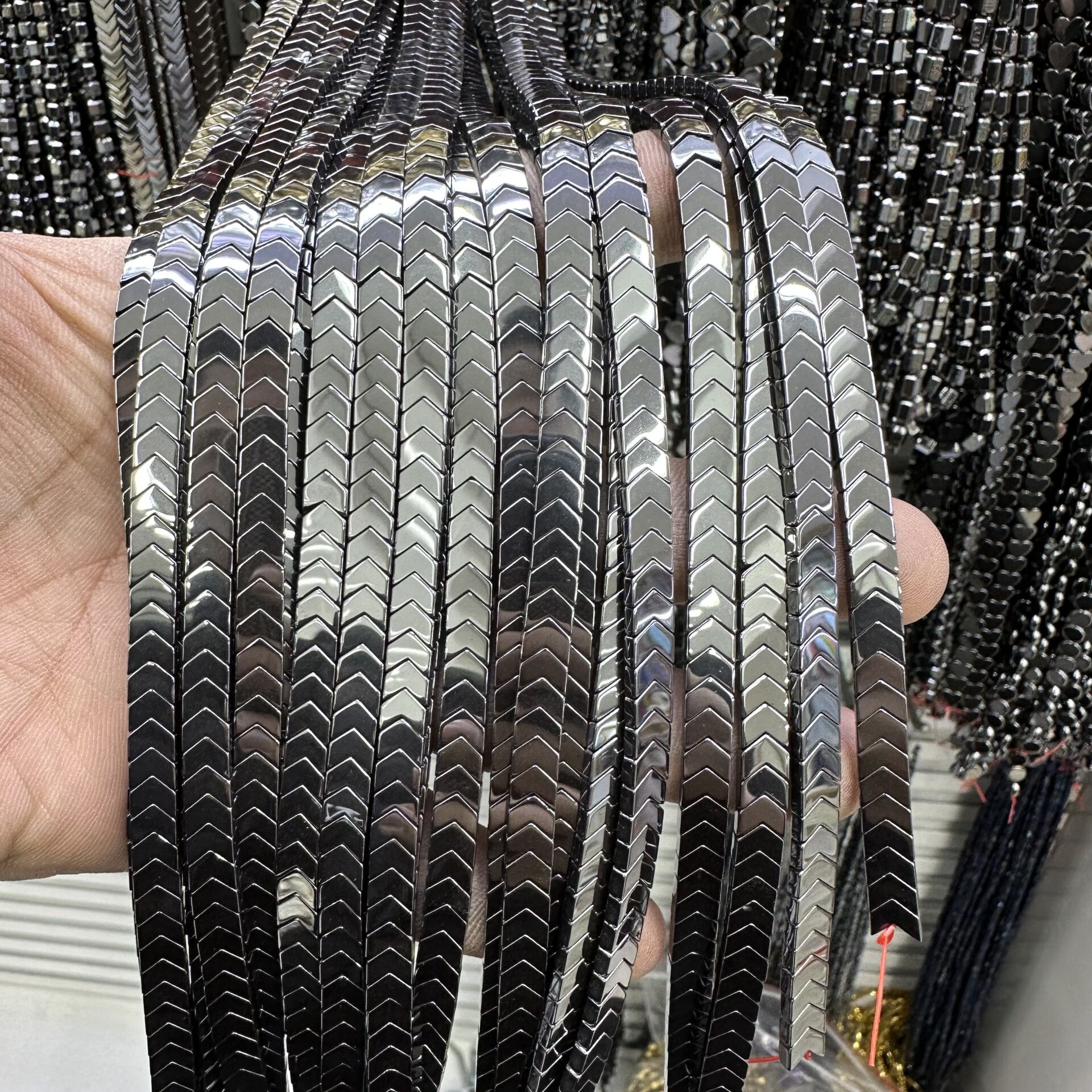 Hematit Taş 1 Dizi 40CM