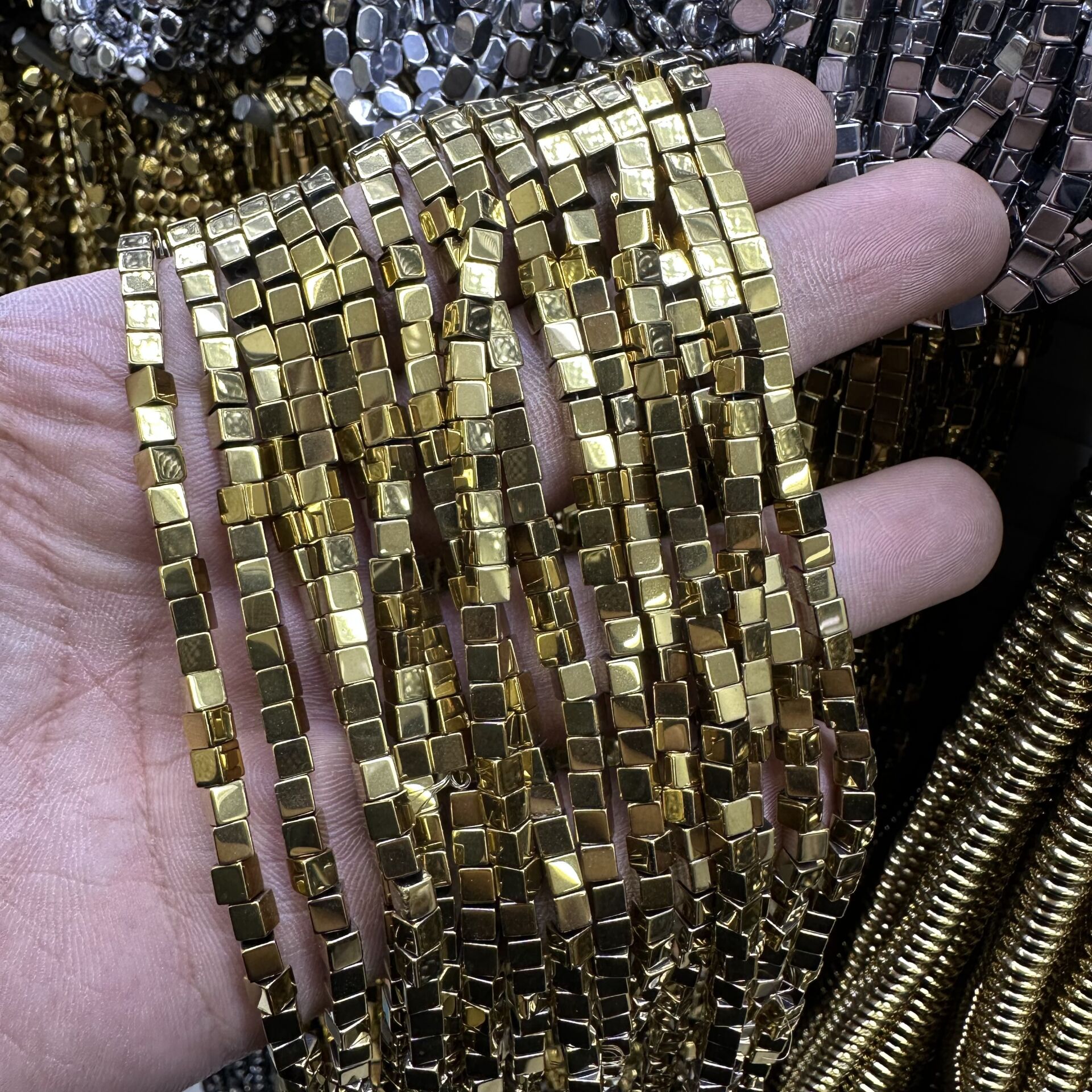 Hematit Taş 1 Dizi 40CM