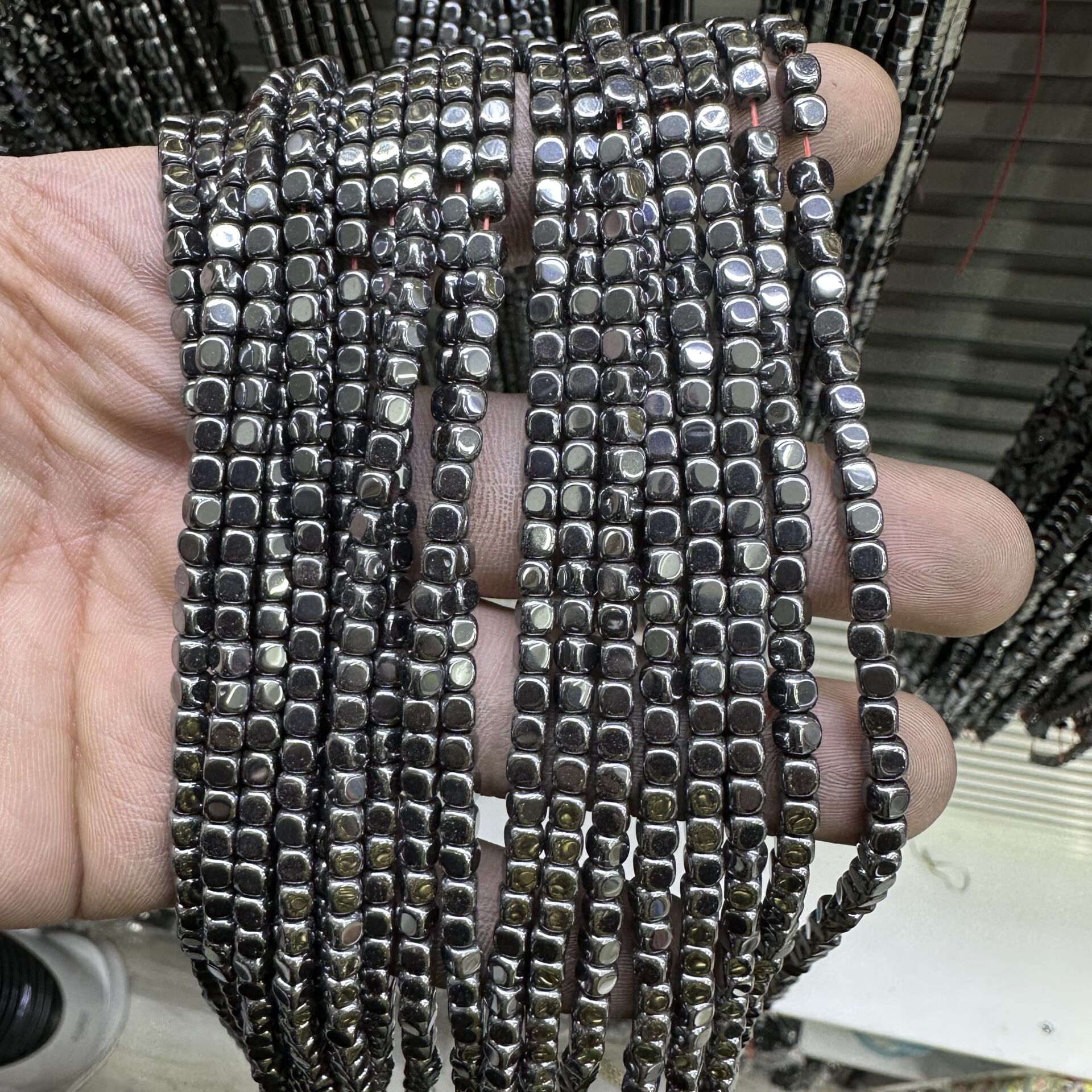 Hematit Taş 1 Dizi 40CM