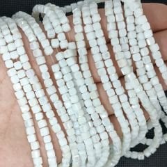 4MM Beyaz Küp Kristal Dizide 100 Adet