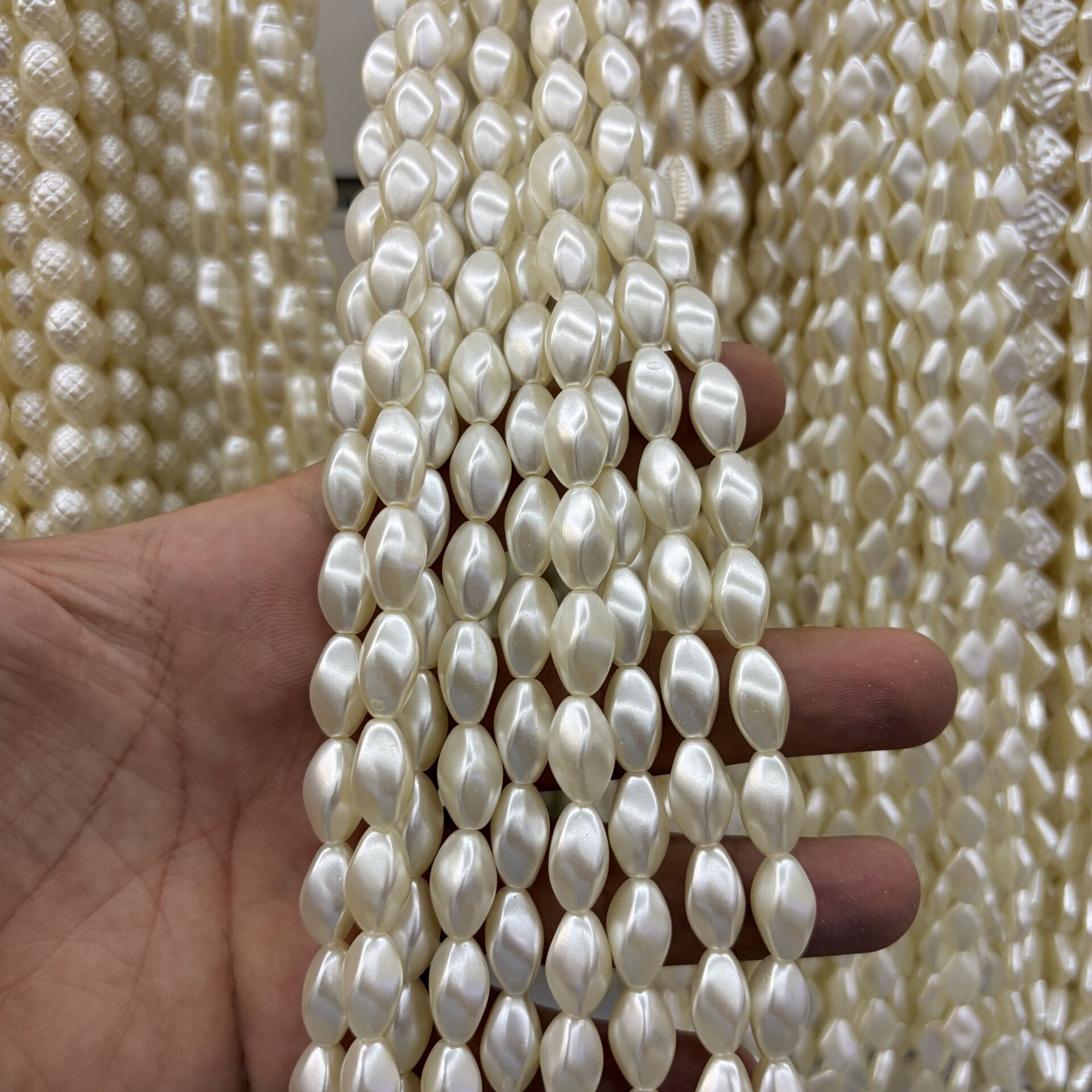 Şekilli Lüks Plastik İnci 1 Dizi 35CM