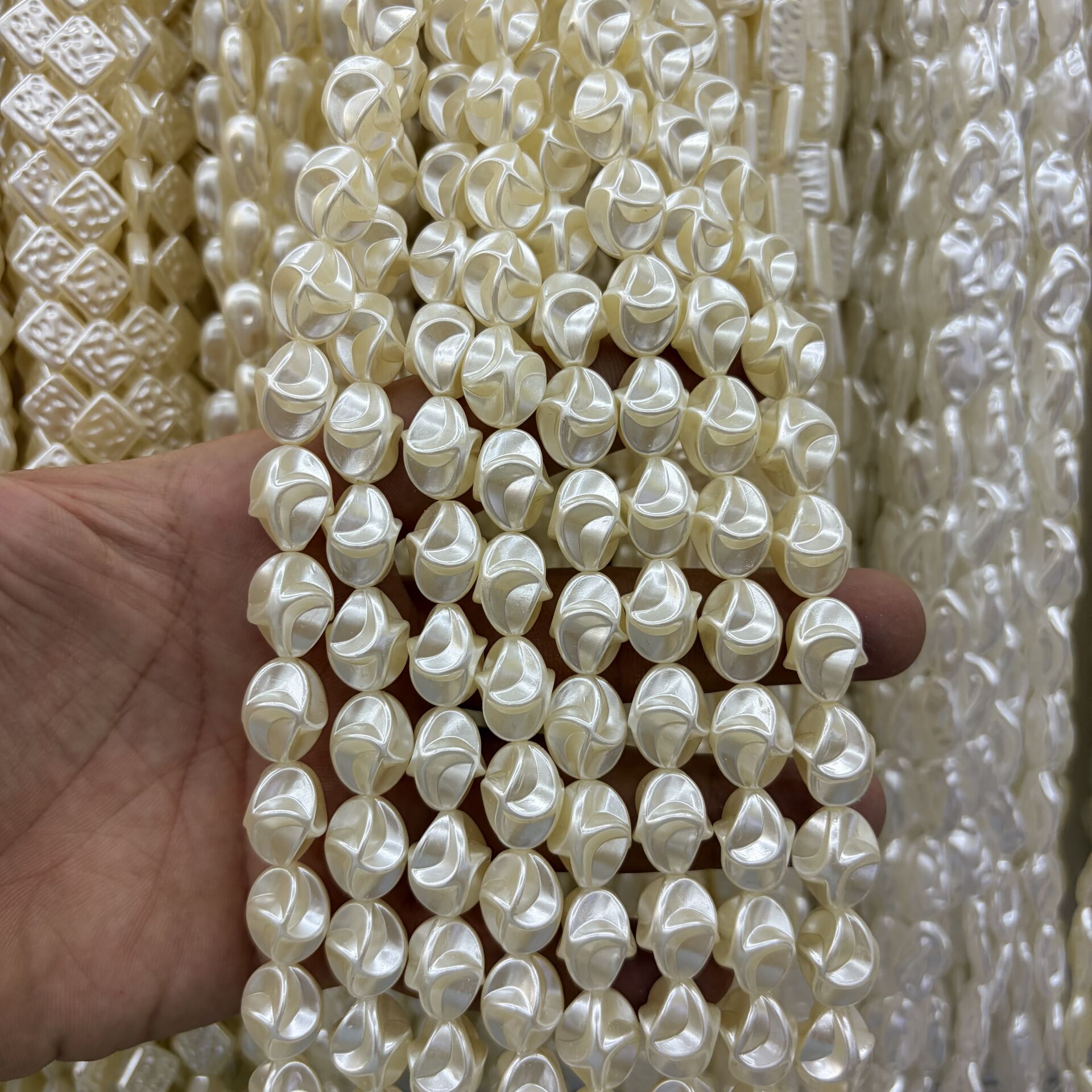 Şekilli Lüks Plastik İnci 1 Dizi 35CM