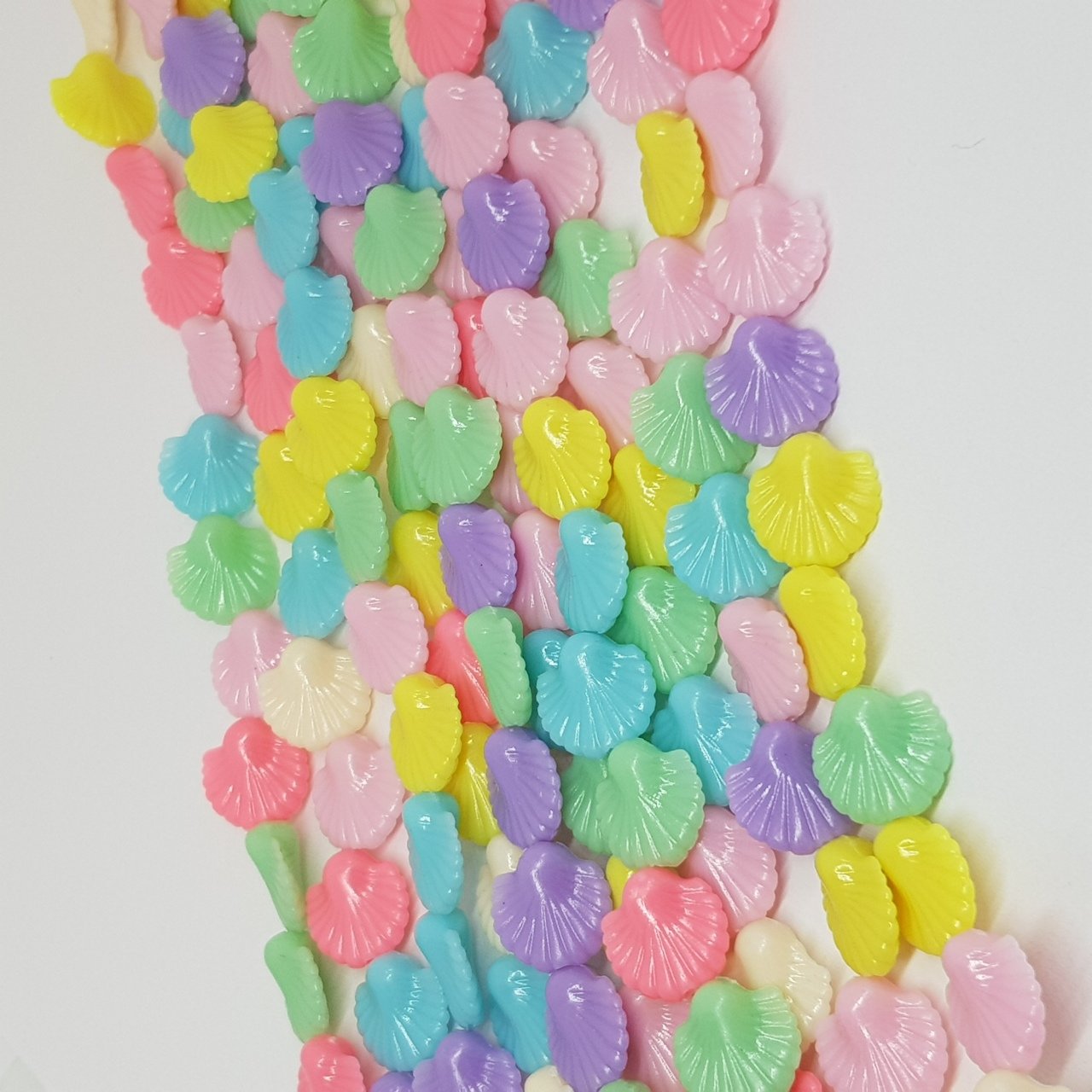 Plastik Renkli İstiridye 35cm