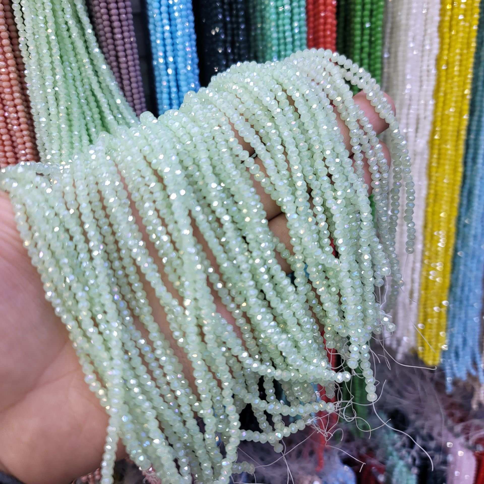 3MM Basık Mat Kristal Dizide 120-130 Adet Yeşil