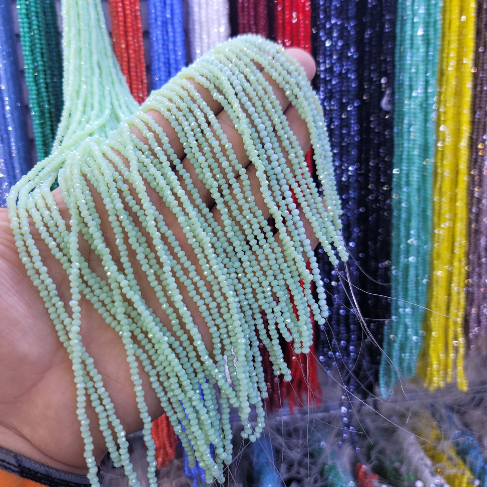 2MM Basık Mat Kristal Dizide 120-140 Adet Yeşil