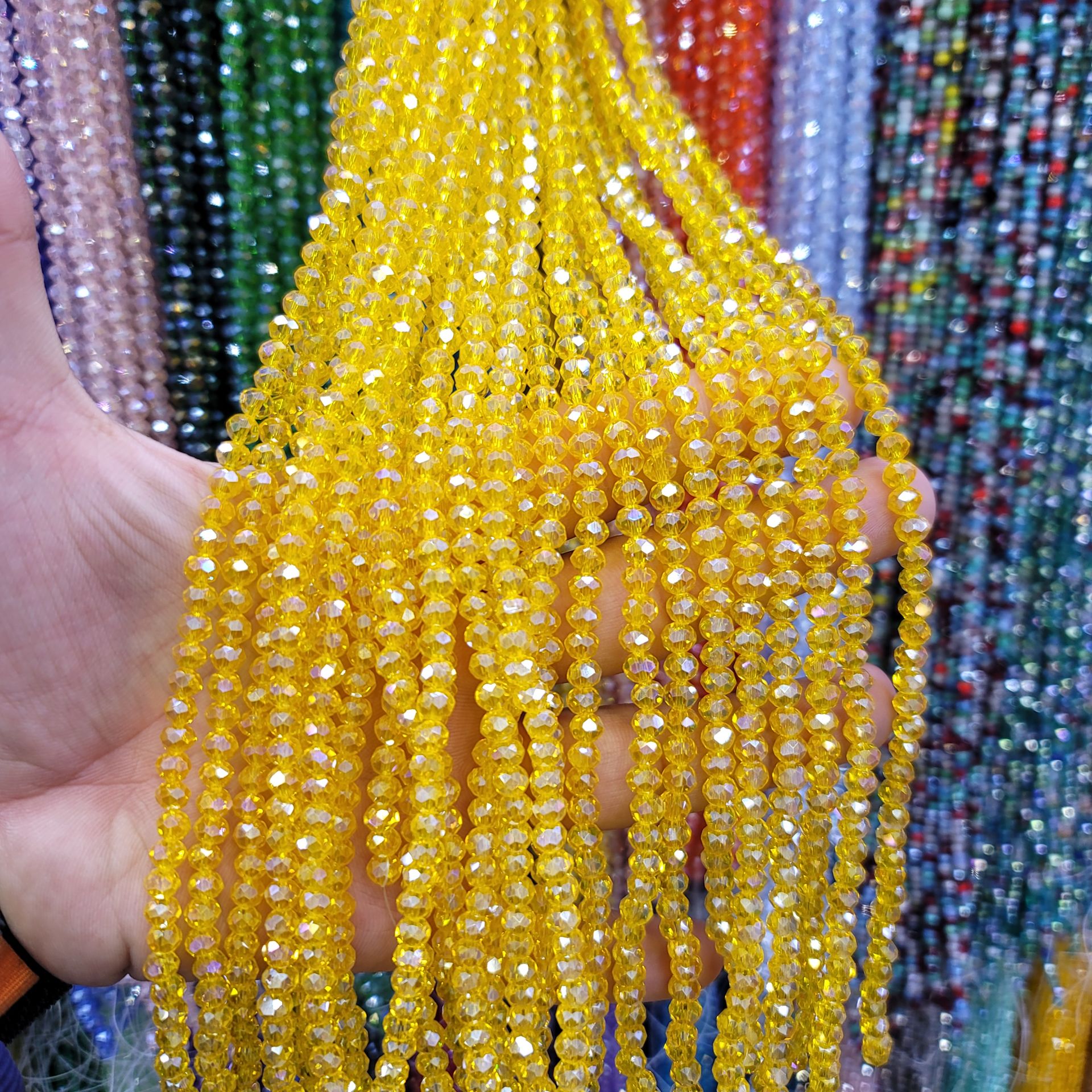 6MM Basık Kristal Dizide 85-100 Adet Sarı