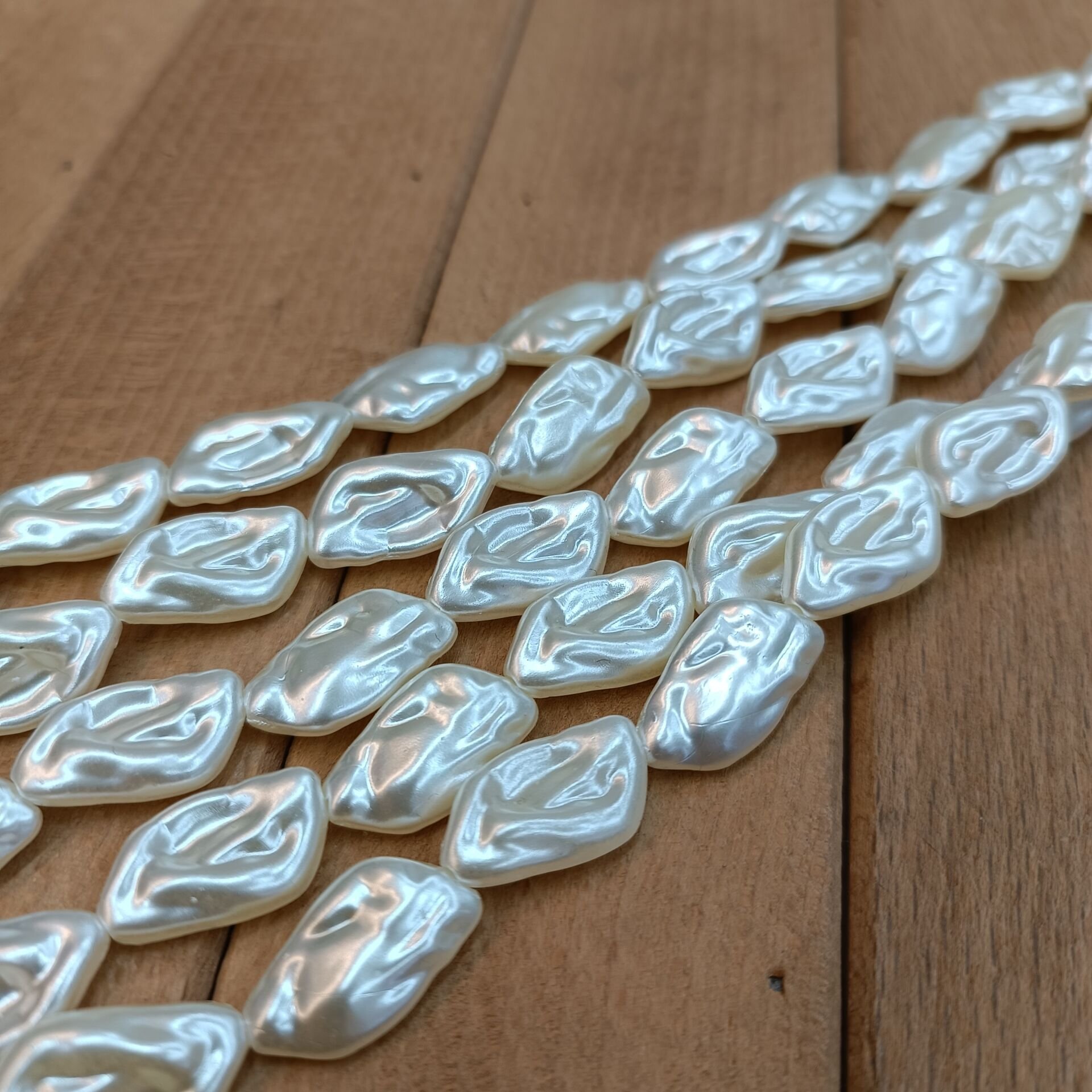 Şekilli İnci 1 Dizi 35CM Krem