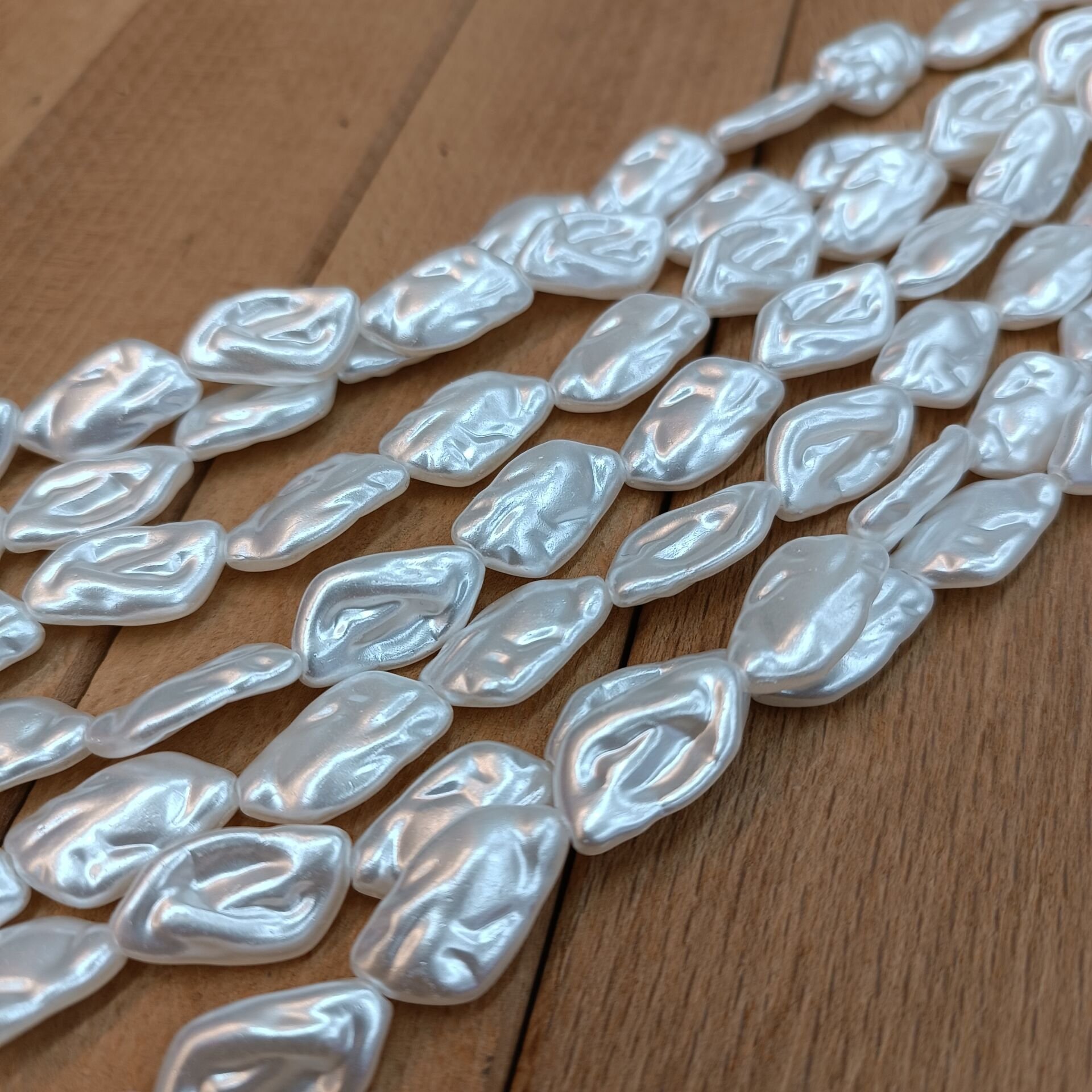 Şekilli İnci 1 Dizi 35CM Beyaz